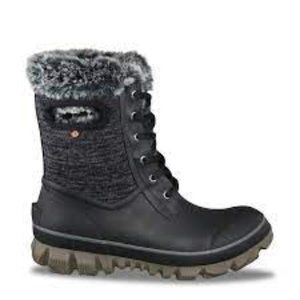 BOGS womens Arcata Knit Waterproof Insulated Winter Snow Boot Size 10